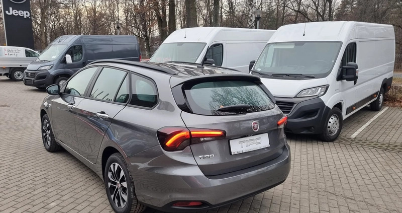 Fiat Tipo cena 81000 przebieg: 1, rok produkcji 2022 z Rogoźno małe 16